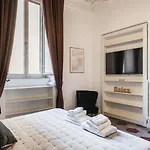 6Bdr Stylish Apartment In The Lovely Rome- If You Want To Book, Please Contact On Wh-Ats-App - 0034-635-518-216 !!!!