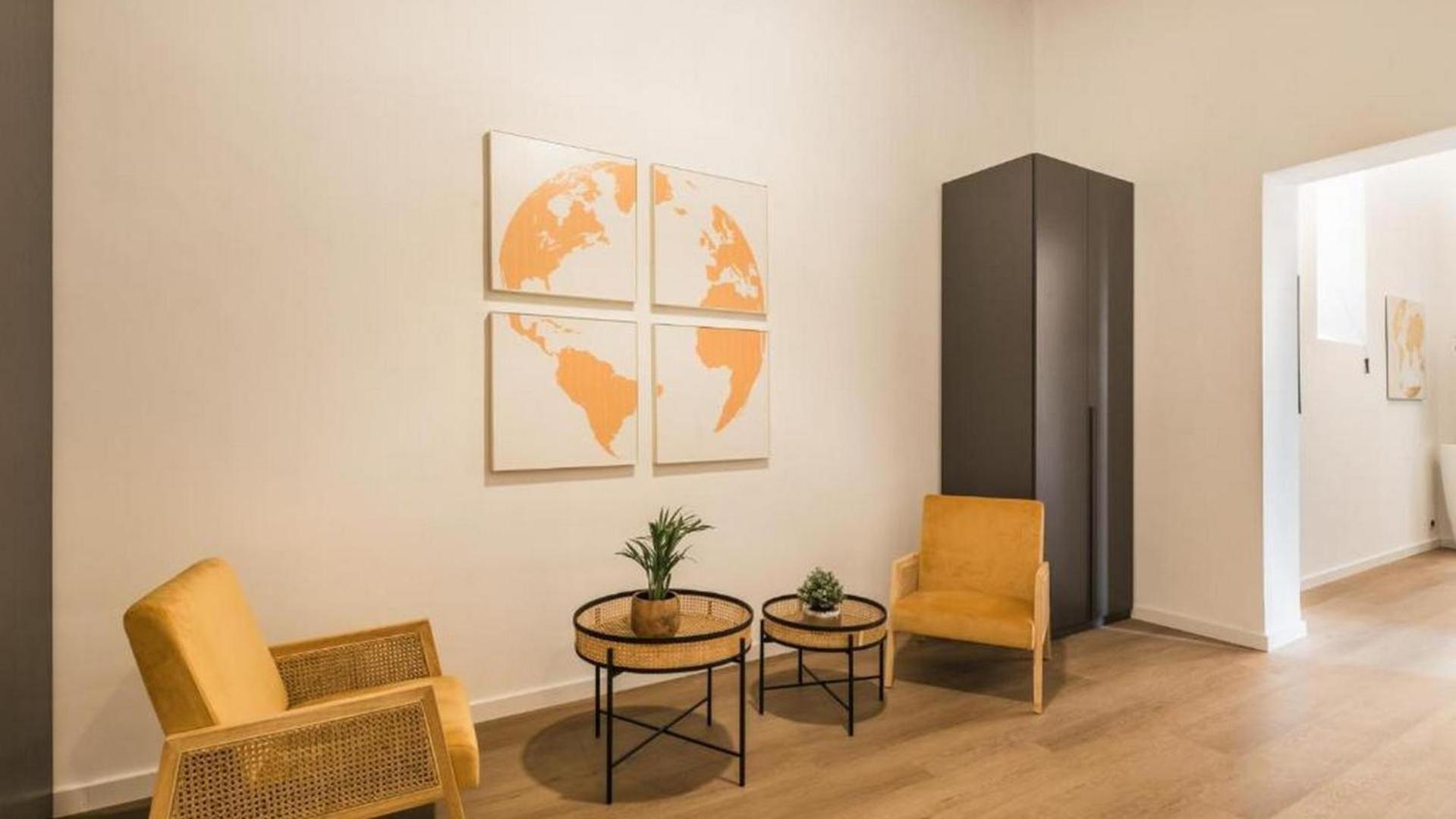 6bdr Stylish In The Lovely Rome- If You Want To Book, Please Contact On Wh-ats-app - 0034-635-518-216 !!!! *