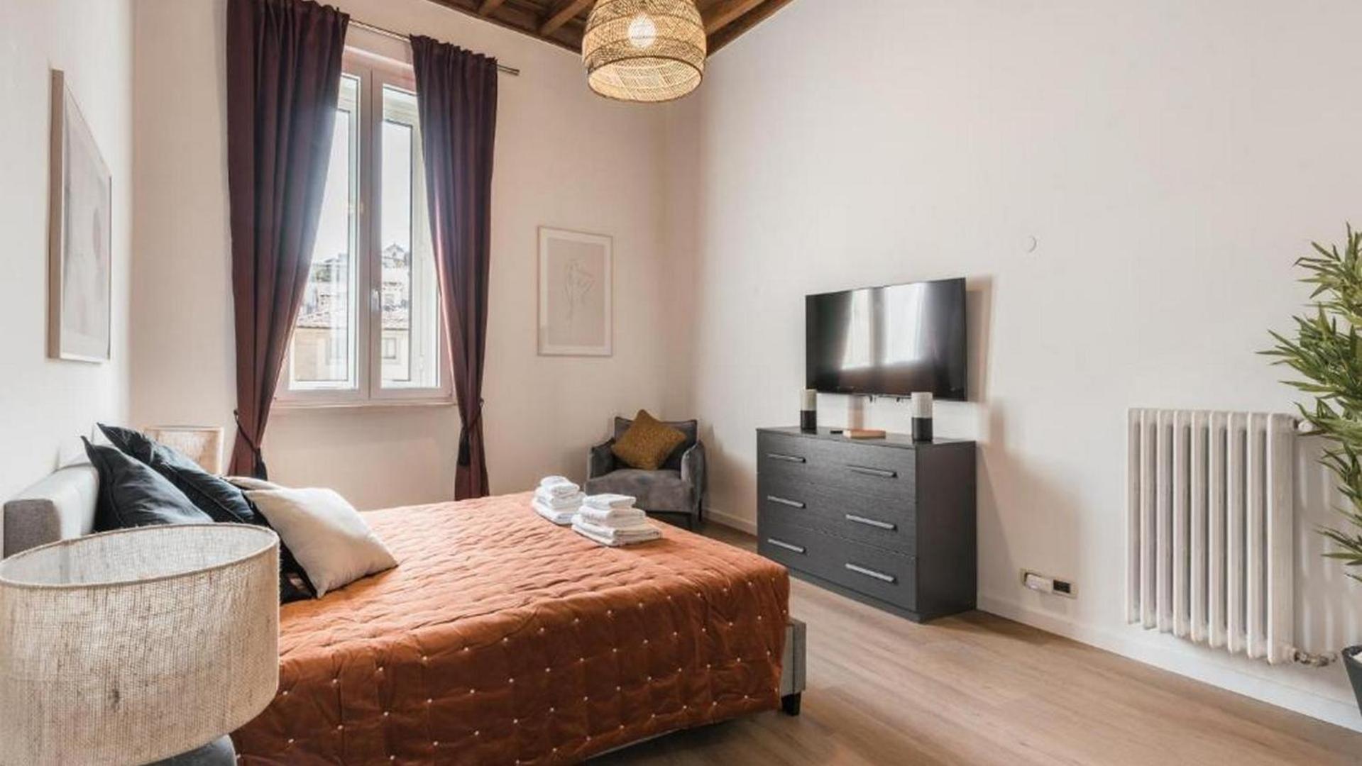 6bdr Stylish In The Lovely Rome- If You Want To Book, Please Contact On Wh-ats-app - 0034-635-518-216 !!!! * Rom