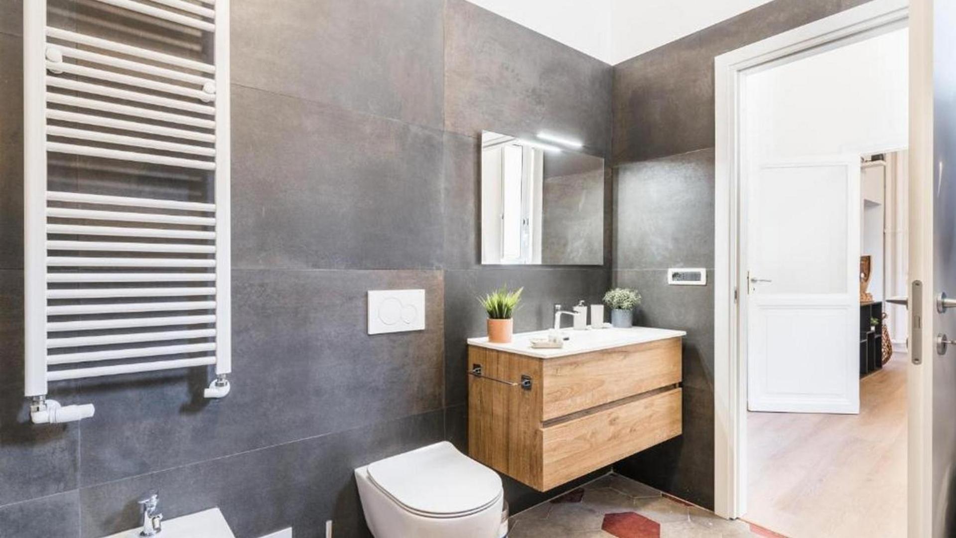 6bdr Stylish In The Lovely Rome- If You Want To Book, Please Contact On Wh-ats-app - 0034-635-518-216 !!!! * Rom