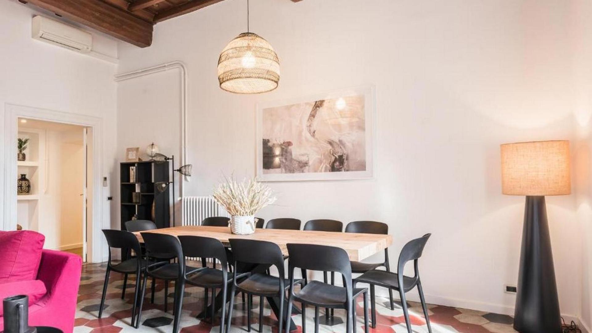 Apartment 6bdr Stylish In The Lovely Rome- If You Want To Book, Please Contact On Wh-ats-app - 0034-635-518-216 !!!! Rome