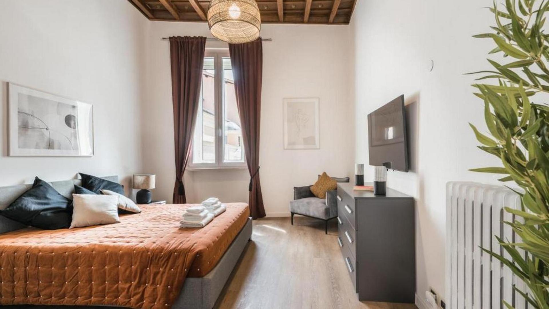 6bdr Stylish In The Lovely Rome- If You Want To Book, Please Contact On Wh-ats-app - 0034-635-518-216 !!!! Apartment